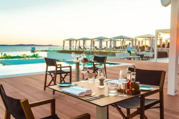 Ventula Restaurant & Lounge